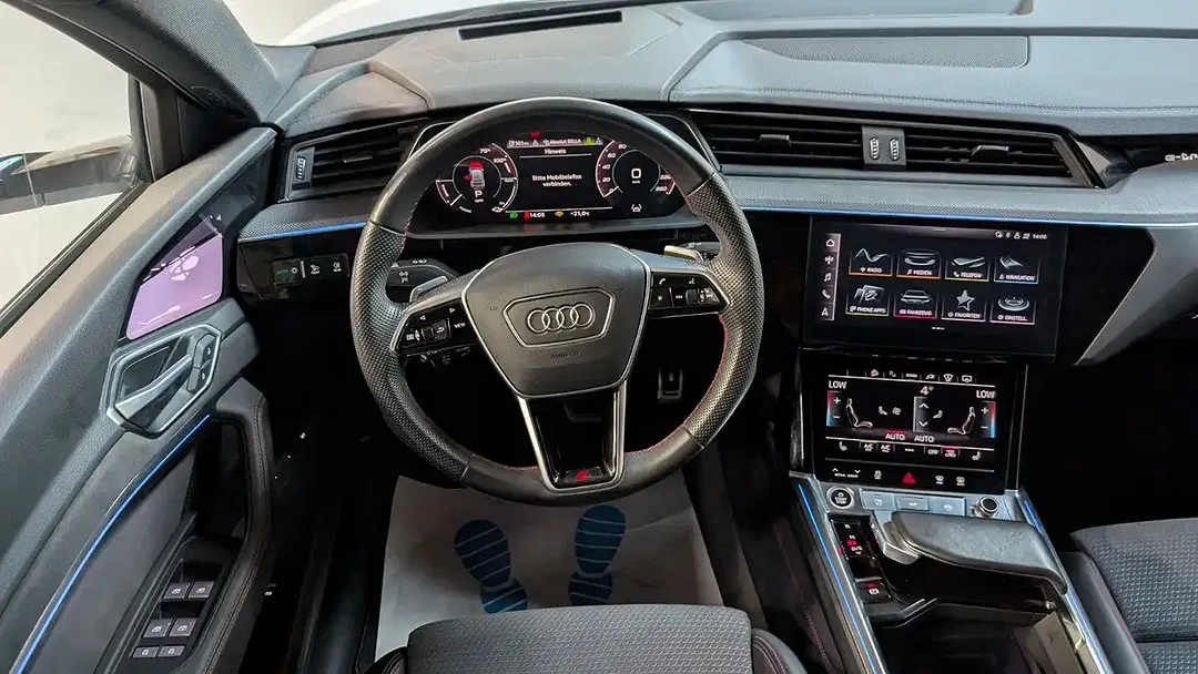 Audi Q8 e-tron 55 Sportback S line - Thumbnail 17