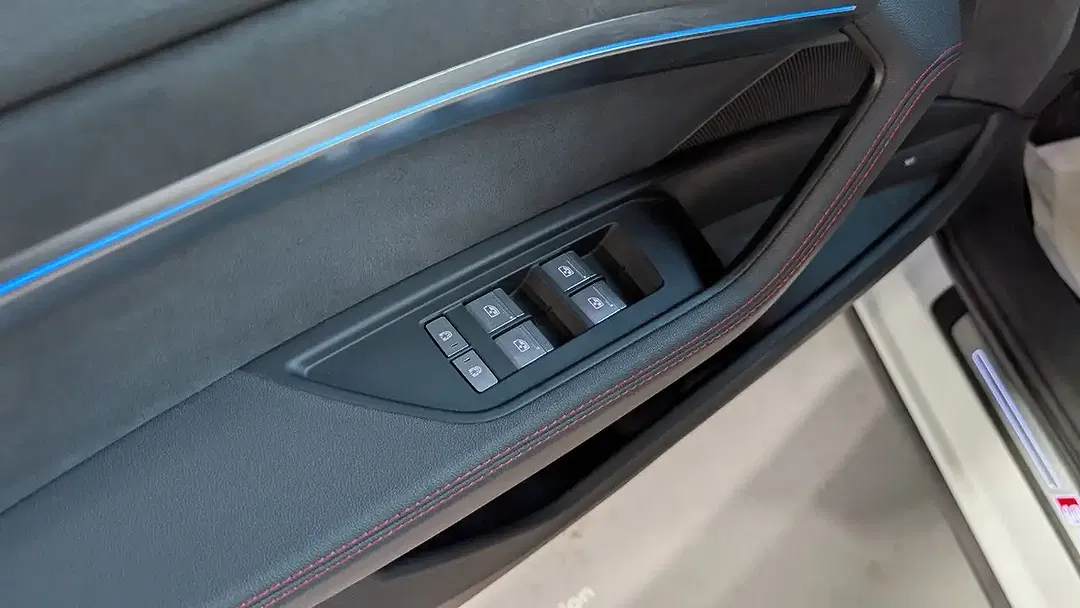 Audi Q8 e-tron 55 Sportback S line - Thumbnail 22