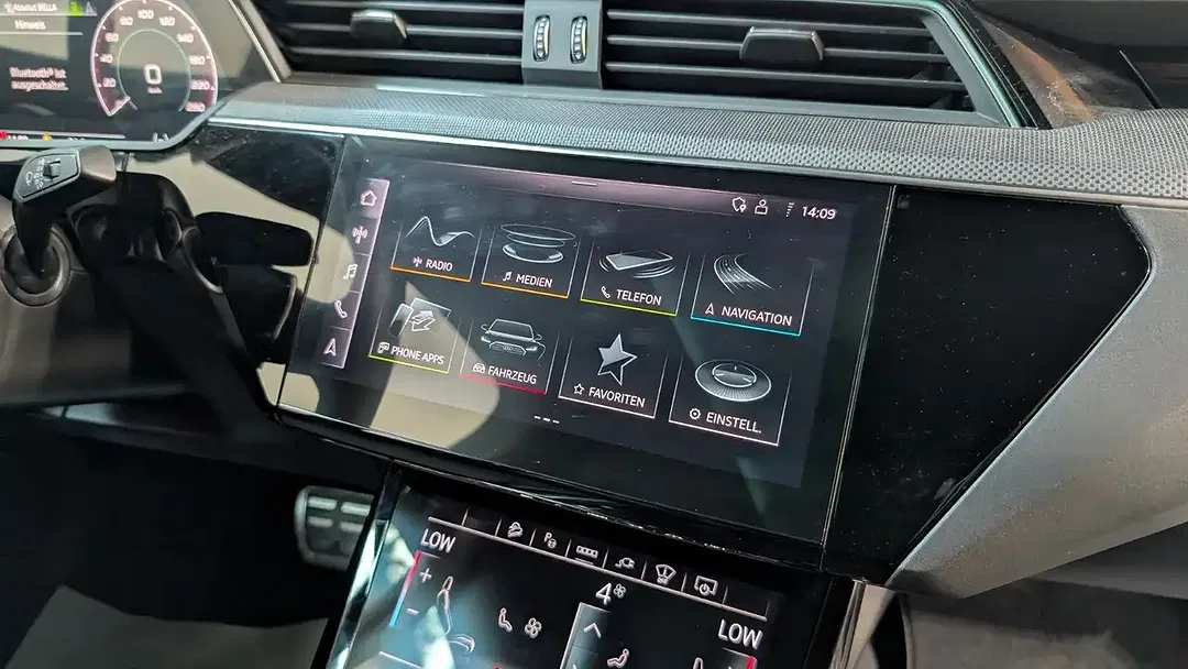 Audi Q8 e-tron 55 Sportback S line - Thumbnail 26