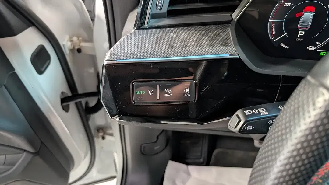 Audi Q8 e-tron 55 Sportback S line - Thumbnail 30