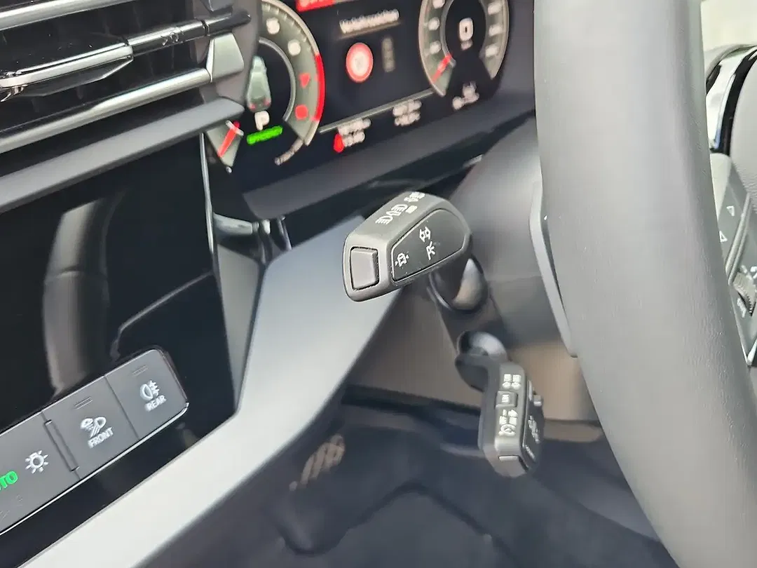 Audi A3 TFSI S tronic Sportback S line - Thumbnail 13