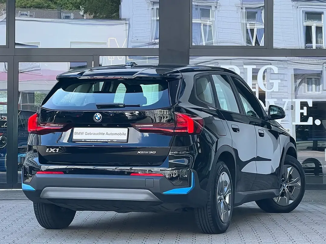 BMW iX1 xDrive - foto 2