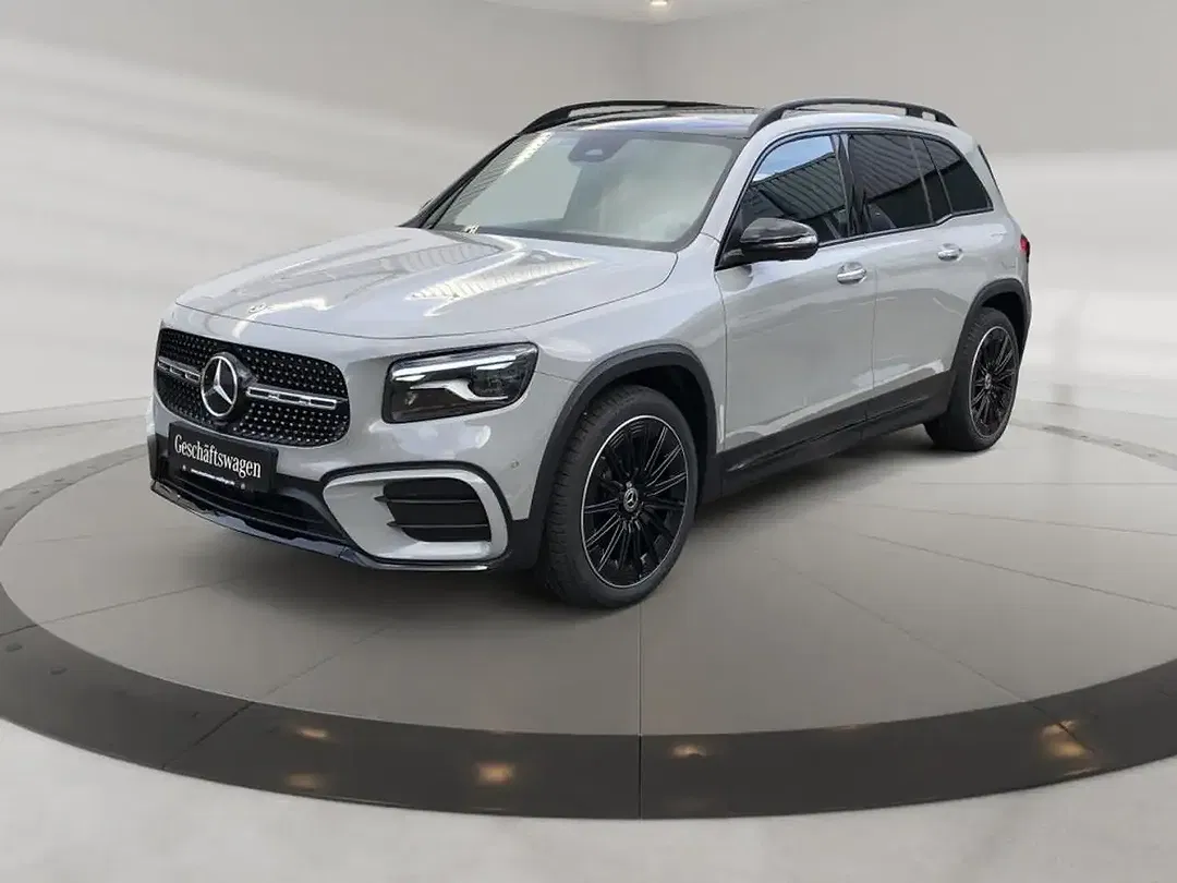 Mercedes-Benz GLB 220 4MATIC AMG MBUX Burmester Night - foto 1