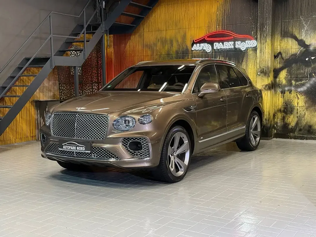Bentley Bentayga 4.0 V8 AUT 4WD - Thumbnail 3