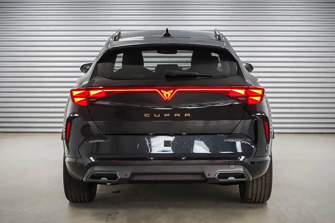 CUPRA Formentor 1.5 eTSI DSG AUT - Thumbnail 4
