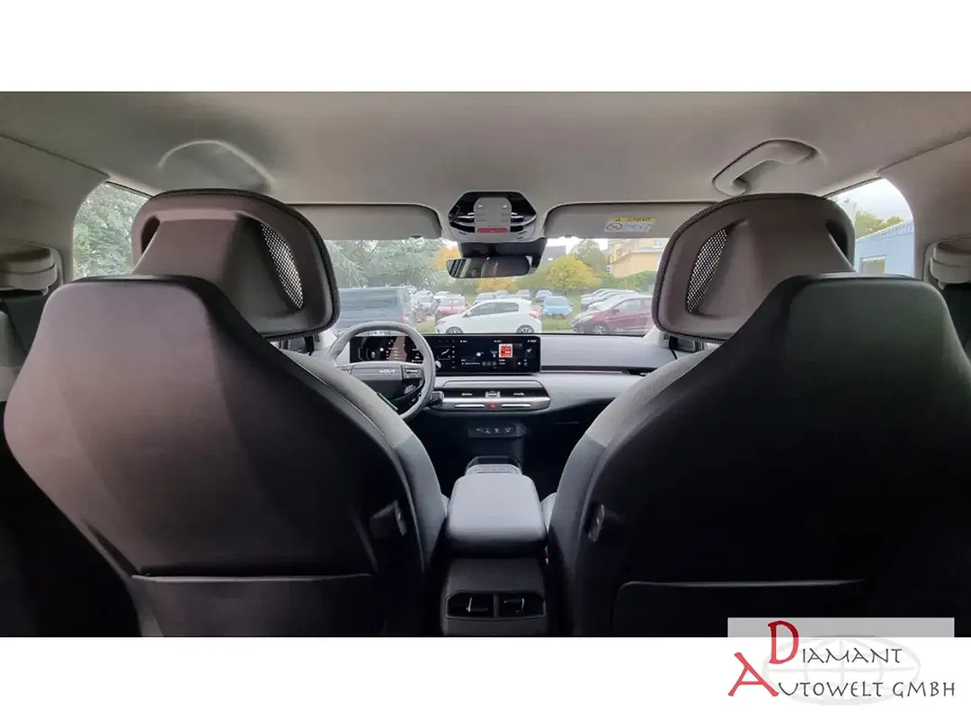 Kia EV4 Earth - Thumbnail 14