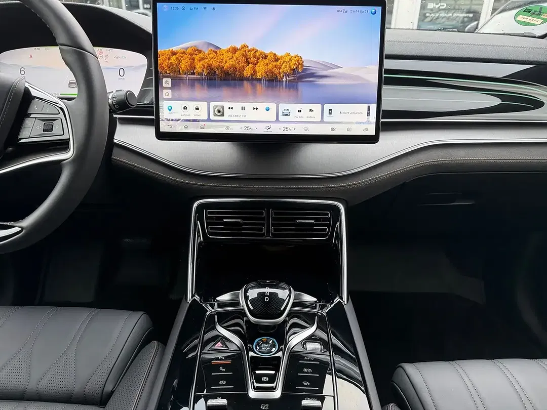 BYD Tang EV Flagship - Thumbnail 10