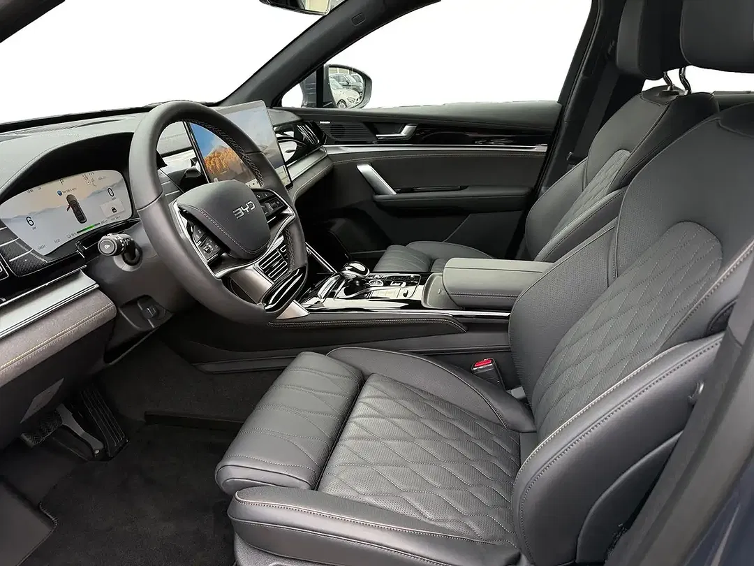 BYD Tang EV Flagship - Thumbnail 7