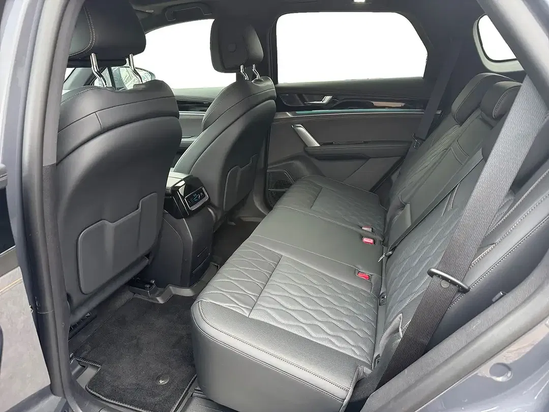 BYD Tang EV Flagship - Thumbnail 8