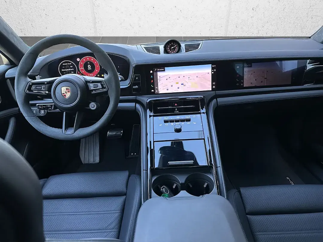 Porsche Panamera GTS - Thumbnail 10