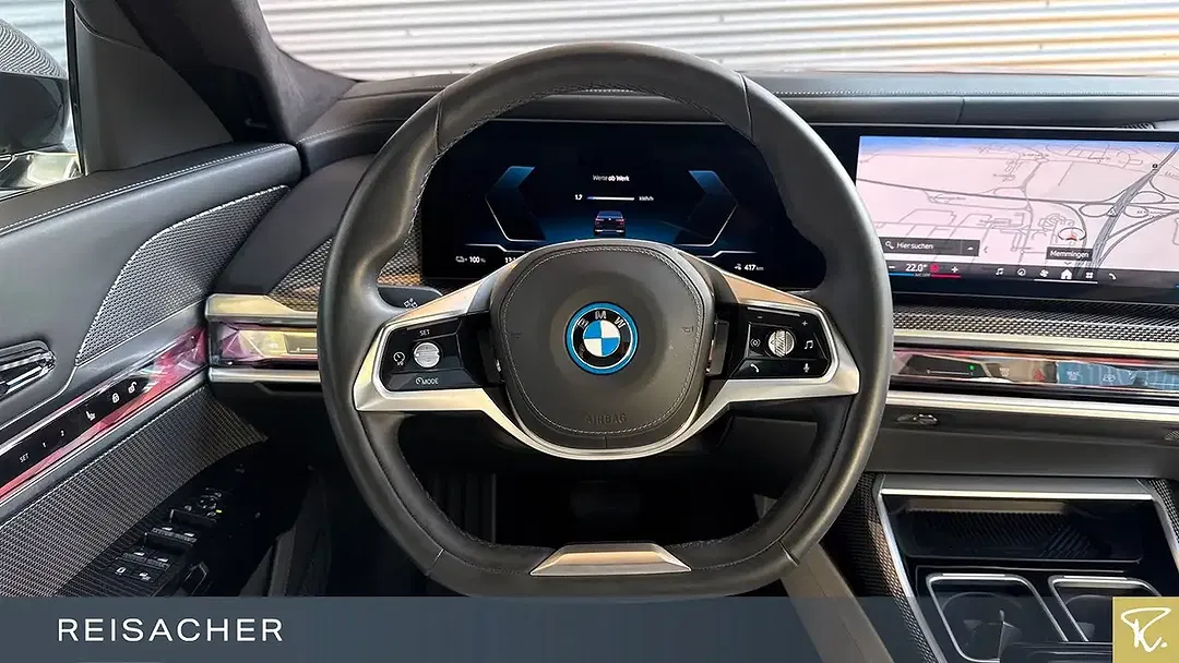 BMW i7 xDrive - Thumbnail 3