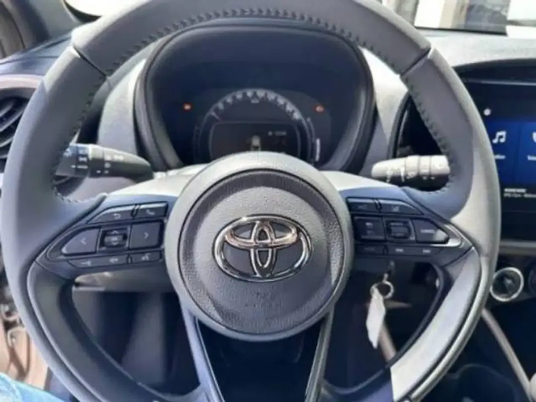 Toyota Aygo X Teamplayer - Thumbnail 14