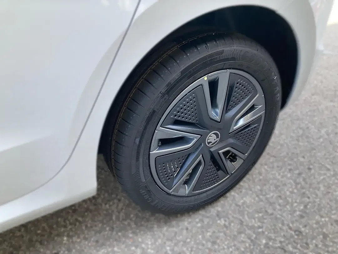 Skoda Fabia 1.0 TSI Selection - Thumbnail 6