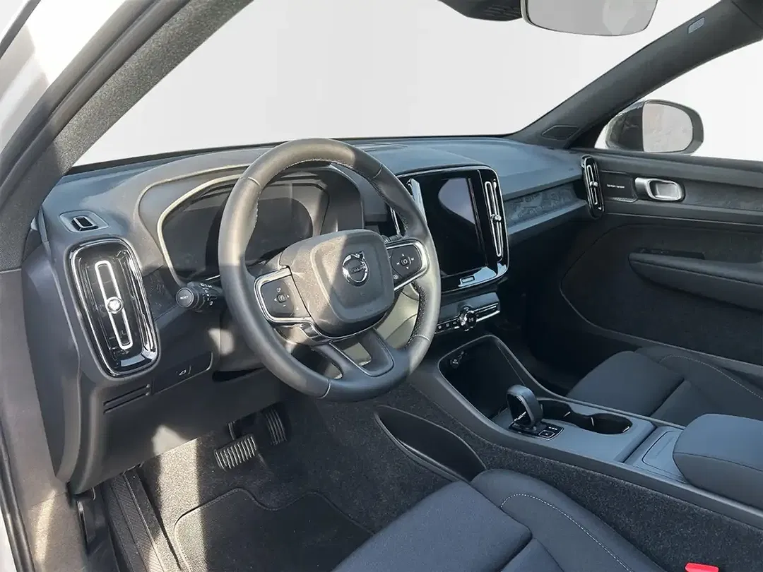 Volvo EX40 Single Motor Extended Range Plus Black Edition - foto 14