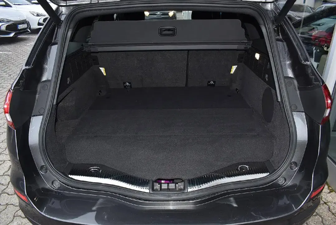 Ford Mondeo Hybrid ST-Line - Thumbnail 6