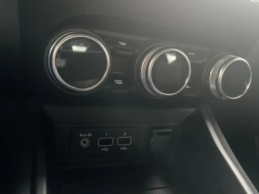 Renault ZOE Z.E. 50 Life - Thumbnail 8