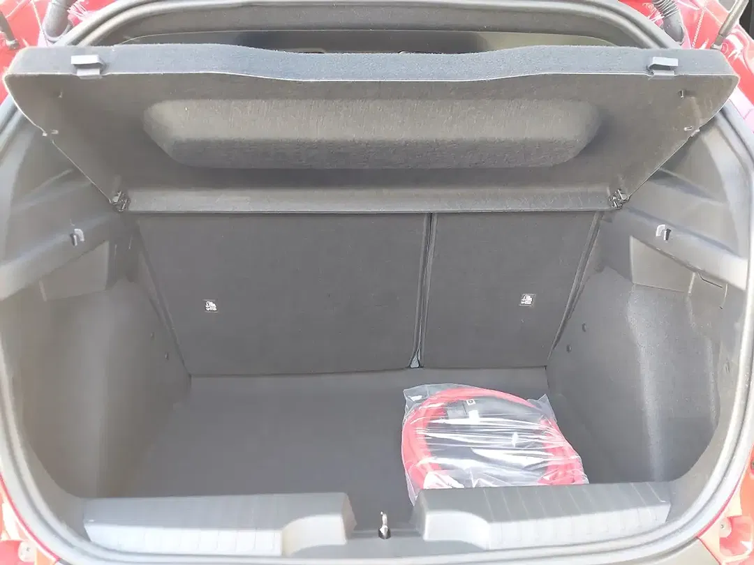 Fiat Grande Panda EV RED - Thumbnail 11
