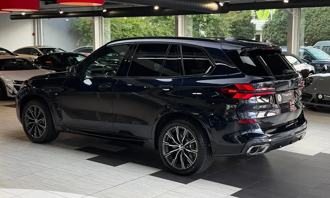 BMW X5 xDrive M Sport - Thumbnail 10