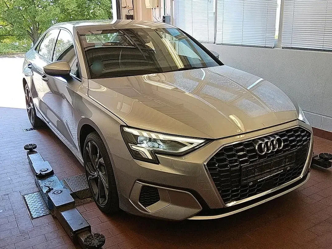 Audi A3 35 TFSI Matrix LED S line - Thumbnail 2