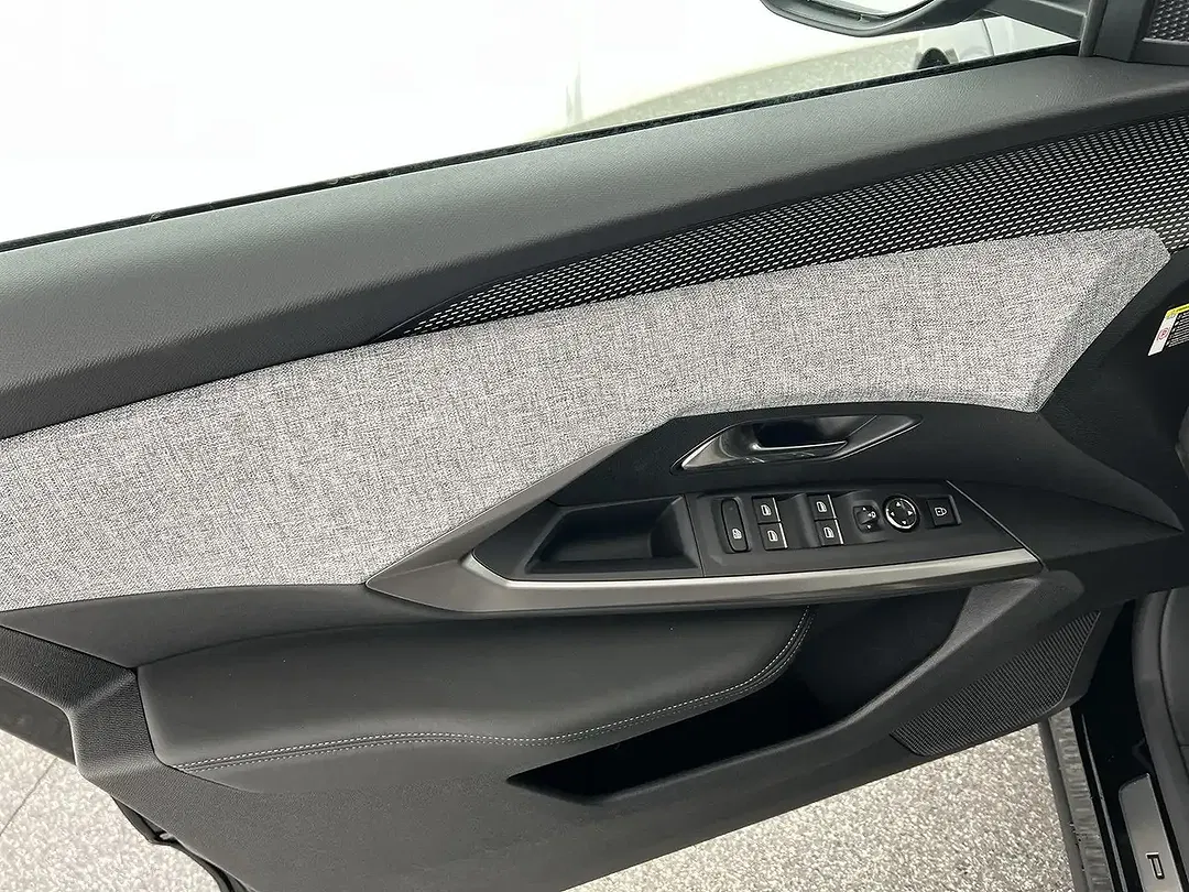 Peugeot 3008 GT - Thumbnail 11
