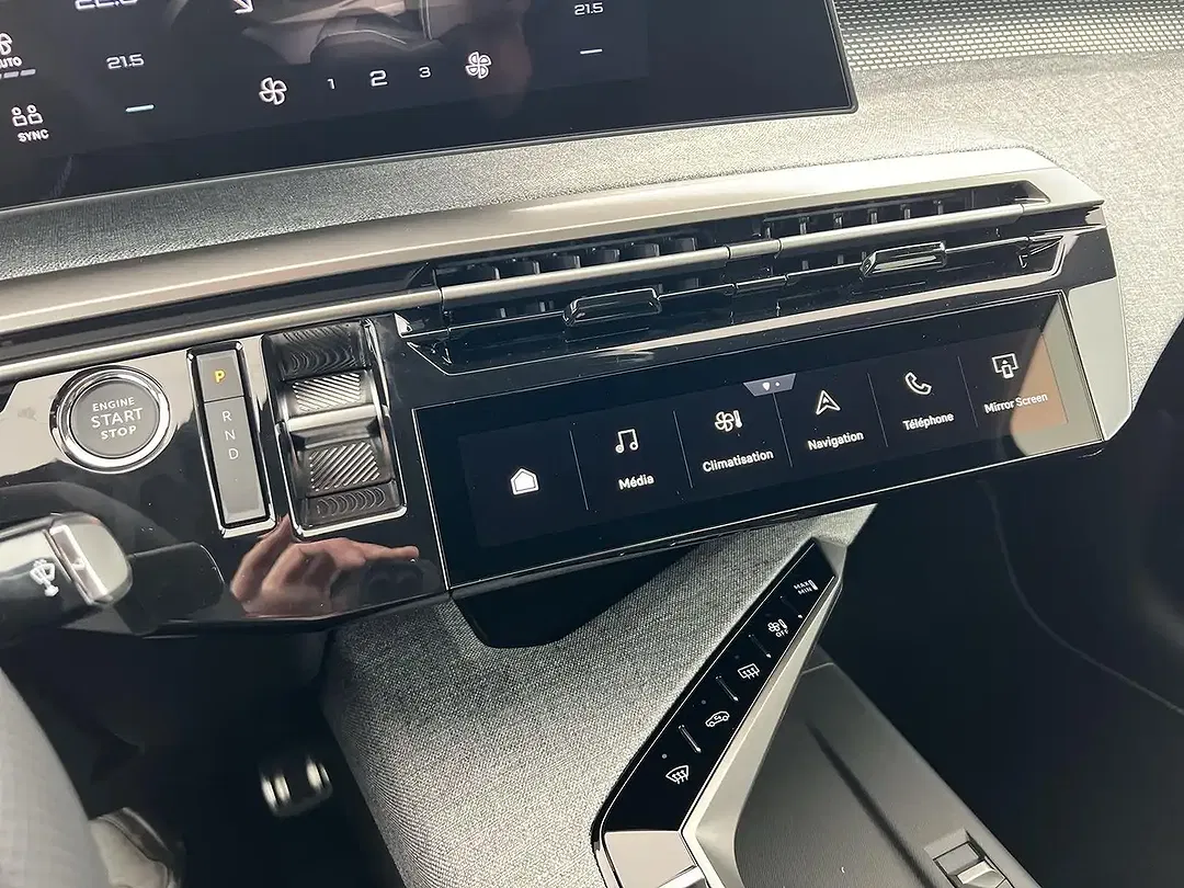 Peugeot 3008 GT - Thumbnail 13