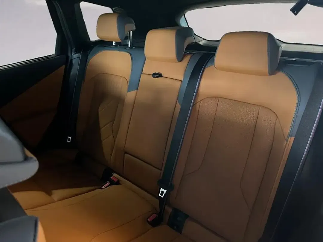BMW X3 xDrive M50 - Thumbnail 13