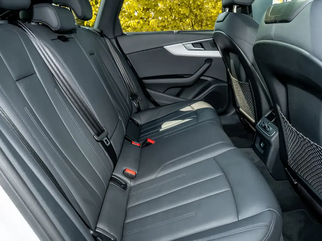 Audi A4 35 2.0 TFSI Avant S line - Thumbnail 12