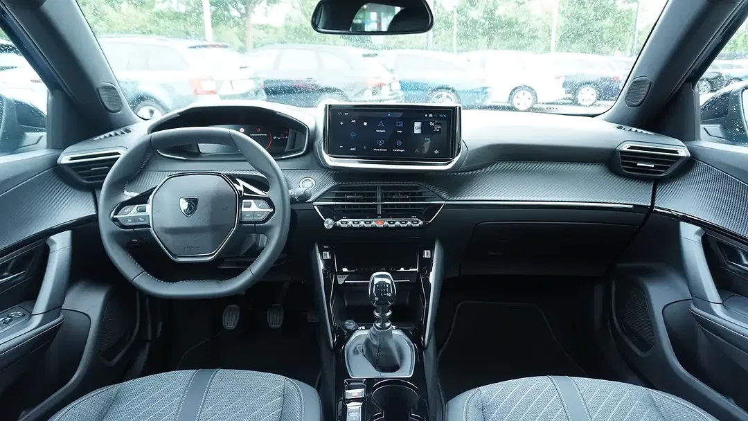 Peugeot 2008 PureTech - Thumbnail 10