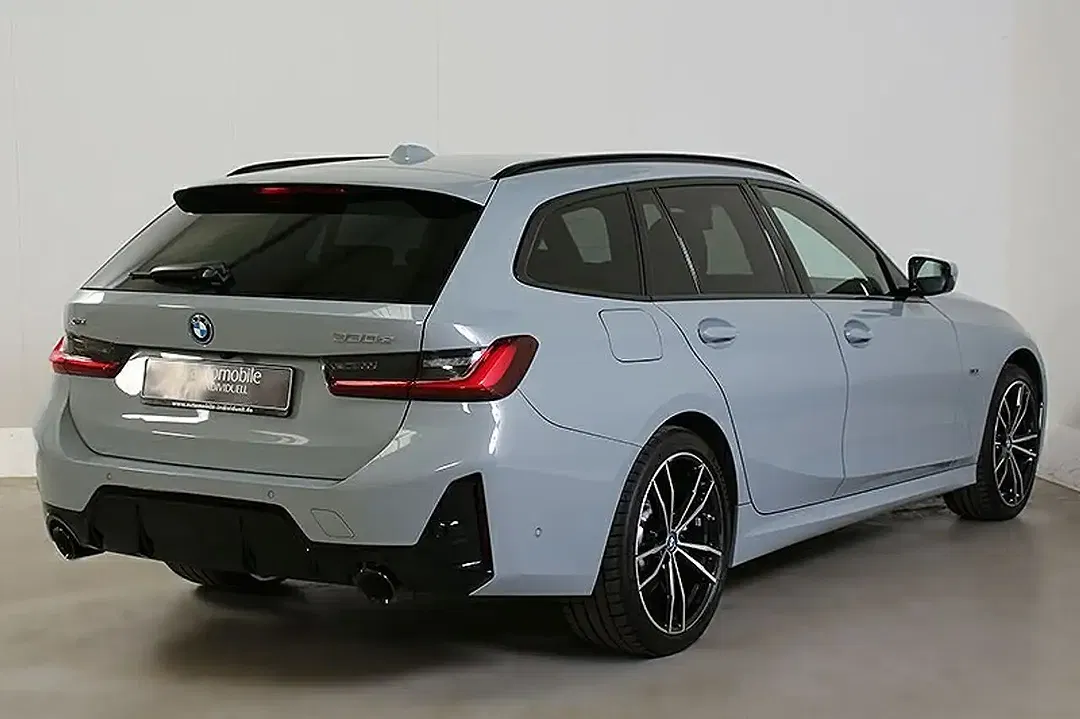 BMW 330 M Sport - Thumbnail 3