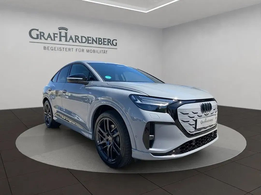 Audi Q4 e-tron quattro performance S line - Thumbnail 7