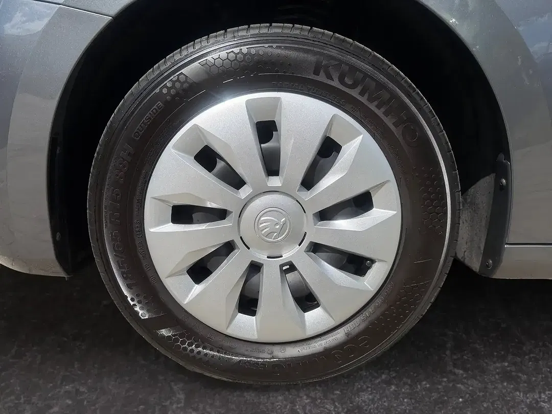 Skoda Fabia 1.0 MPI Selection - Thumbnail 15