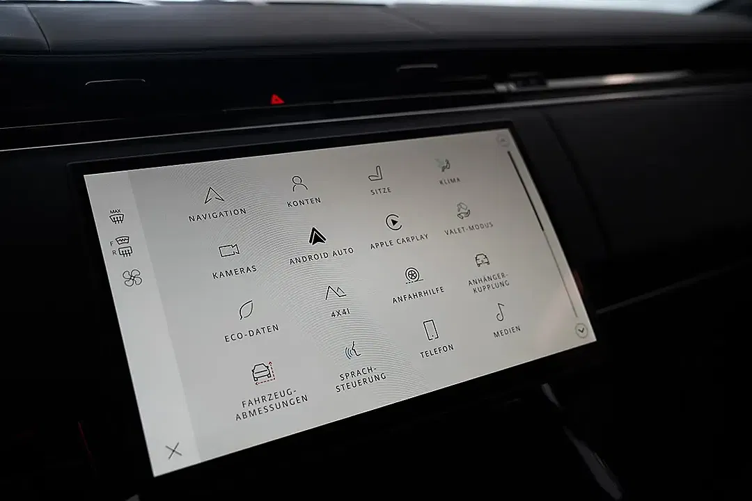 Land Rover Range Rover Sport P550e Hybrid - Thumbnail 14