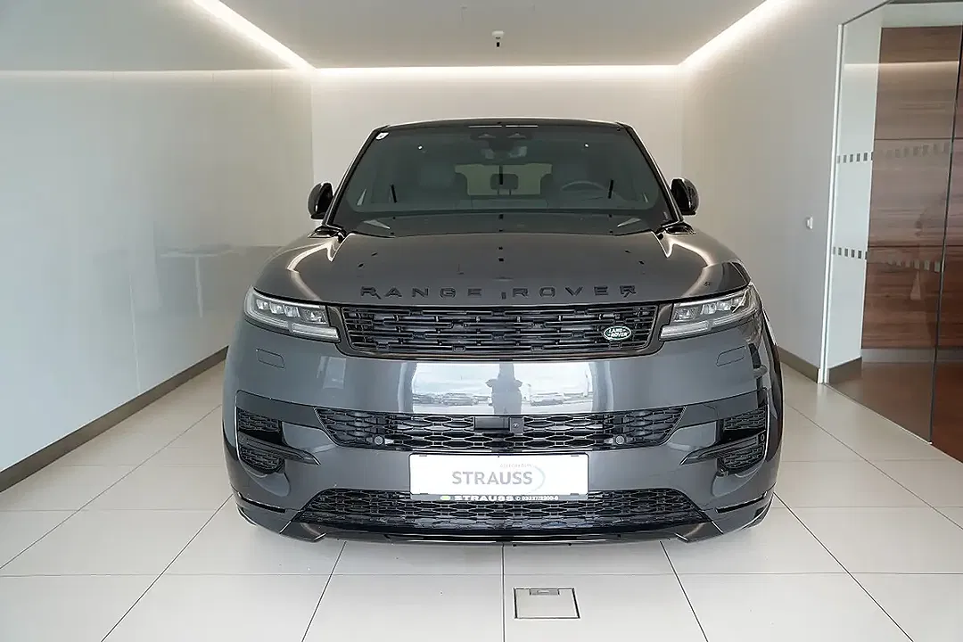 Land Rover Range Rover Sport P550e Hybrid - Thumbnail 3