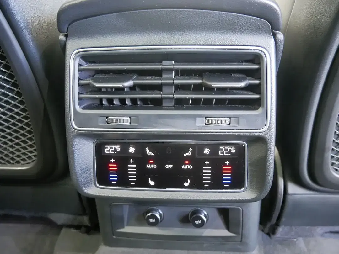Audi Q7 50 TDI quattro Matrix LED S line - Thumbnail 13