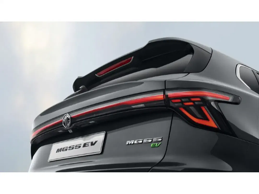 MG MGS5 EV Luxury - Thumbnail 3