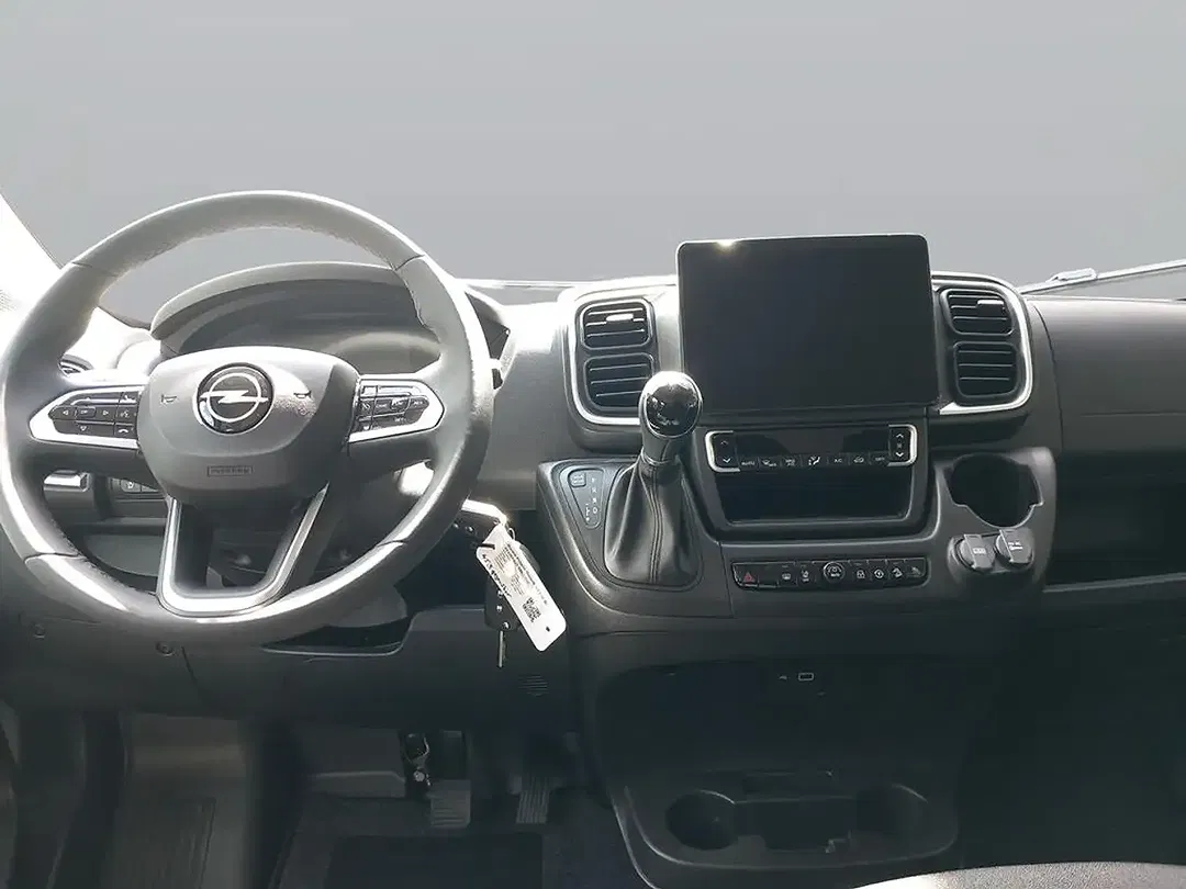 Opel Movano - Thumbnail 8