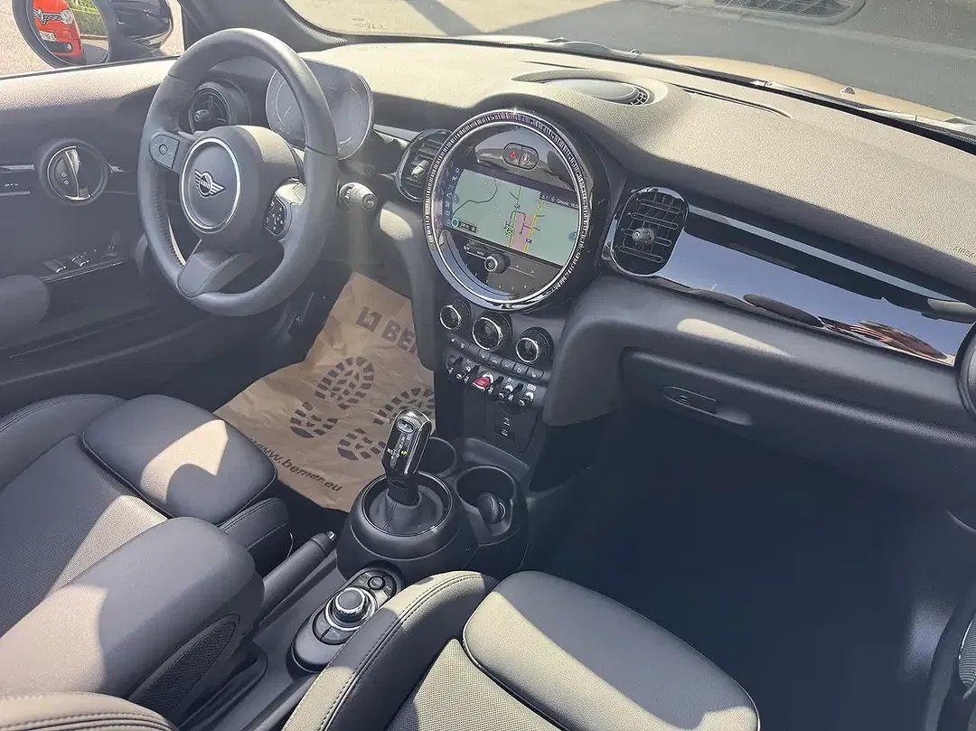 MINI Cooper Cabrio 1.5 - Thumbnail 9