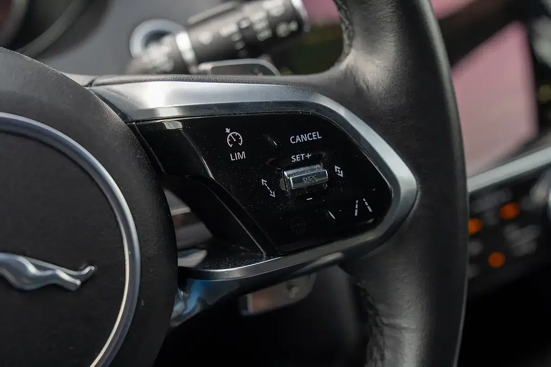 Jaguar E-Pace - foto 15