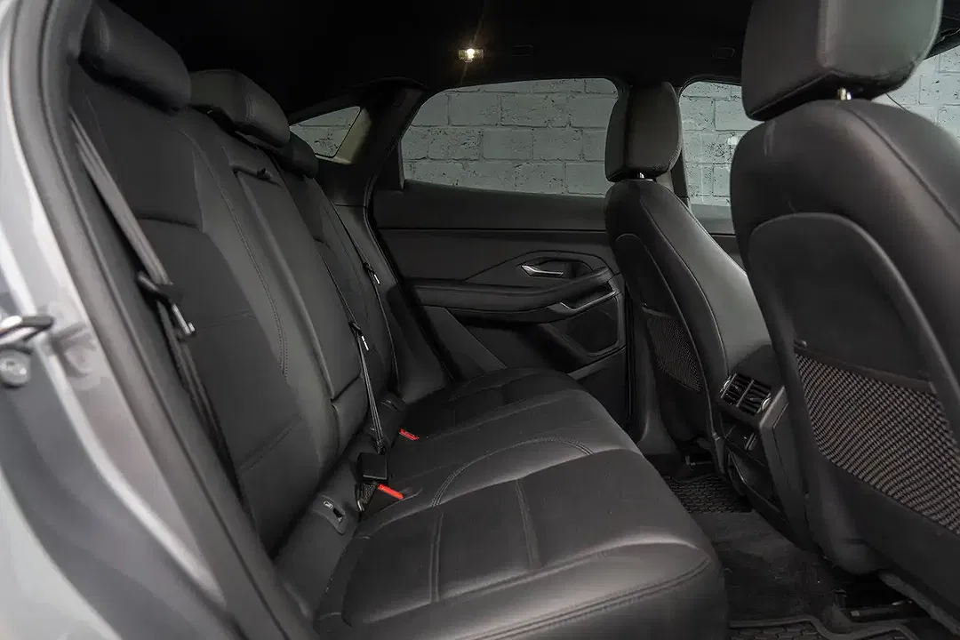 Jaguar E-Pace - Thumbnail 9
