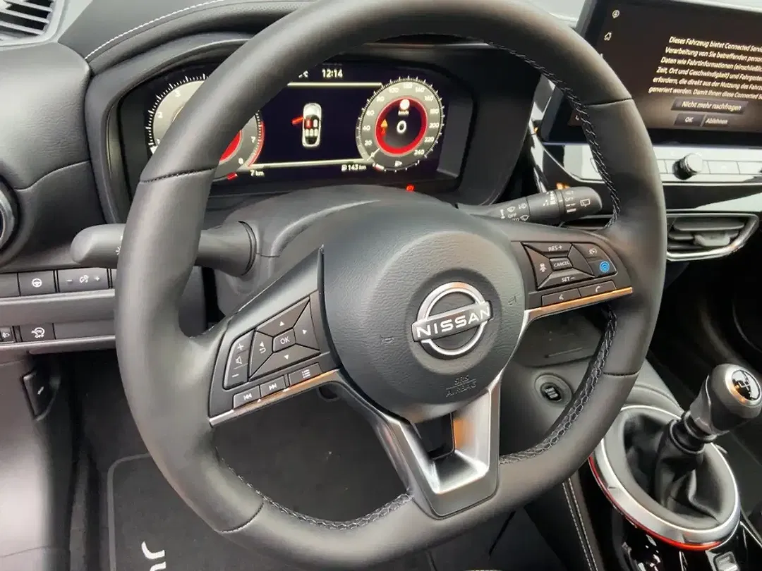 Nissan Juke Tekna - Thumbnail 9