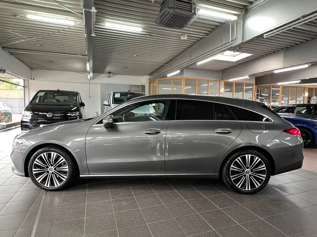 Mercedes-Benz CLA 200 MBUX - Thumbnail 8