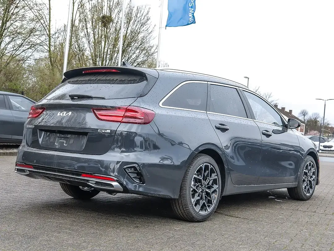Kia Ceed / cee'd 1.5 T-GDI GT GT-Line - foto 2