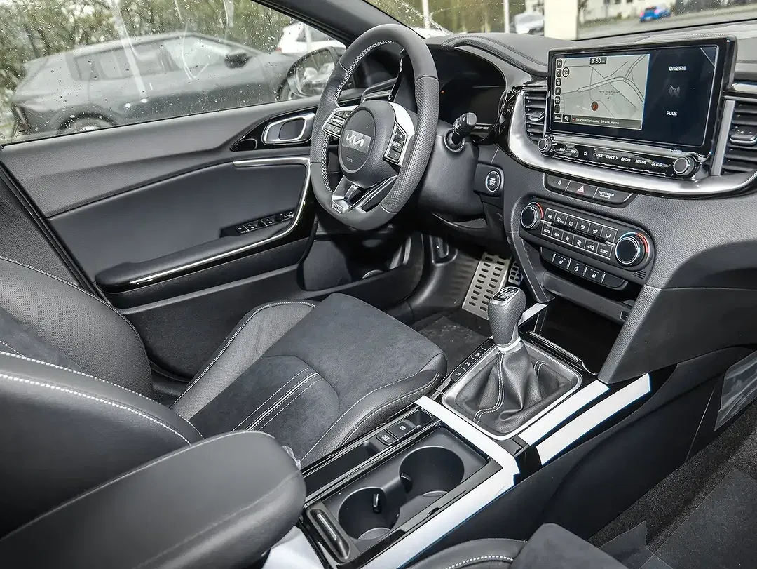 Kia Ceed / cee'd 1.5 T-GDI GT GT-Line - Thumbnail 3