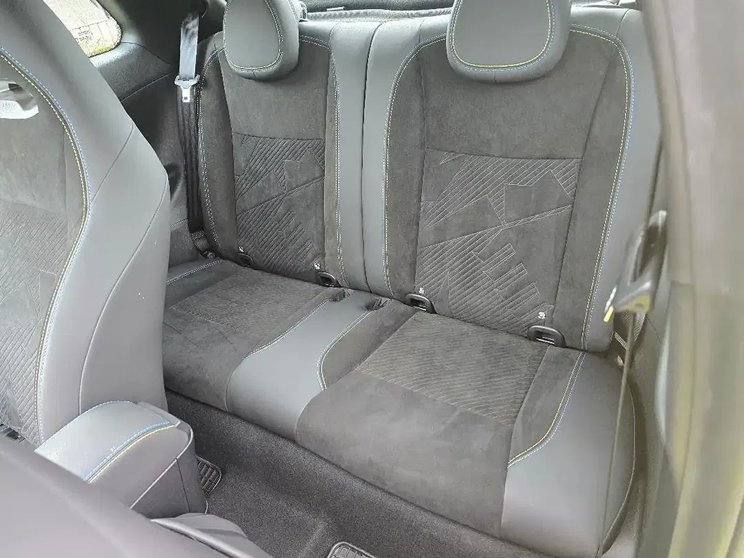 Abarth 500e - Thumbnail 10