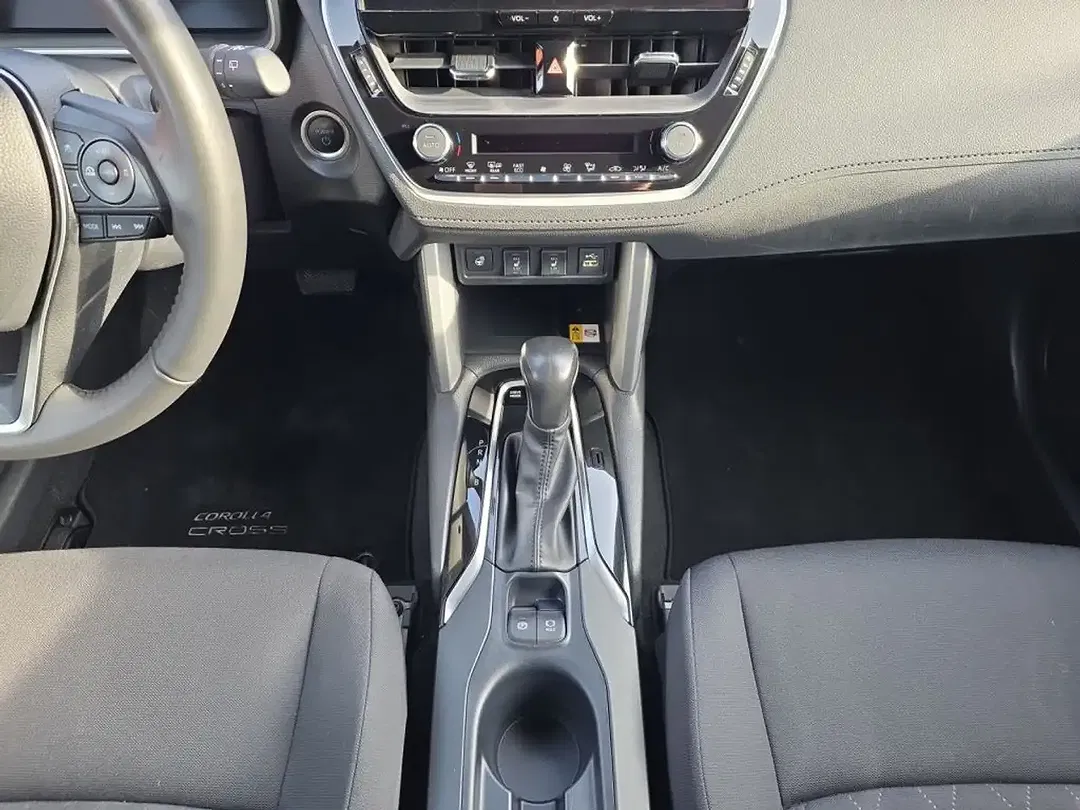 Toyota Corolla Cross VVT-i Hybrid Team Deutschland - Thumbnail 11