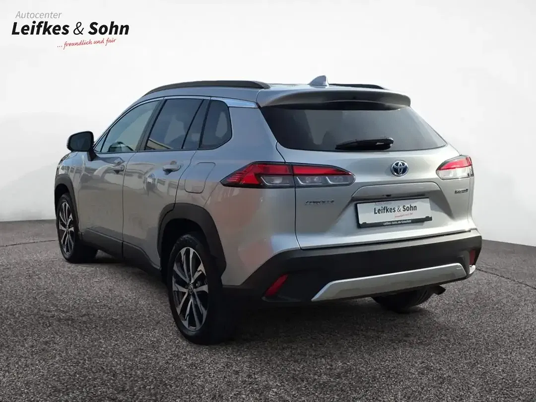 Toyota Corolla Cross VVT-i Hybrid Team Deutschland - Thumbnail 3
