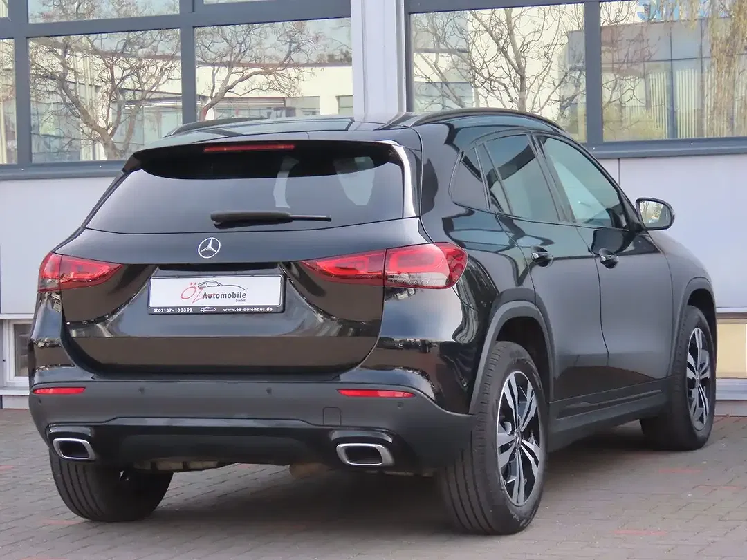 Mercedes-Benz GLA 200 - Thumbnail 5