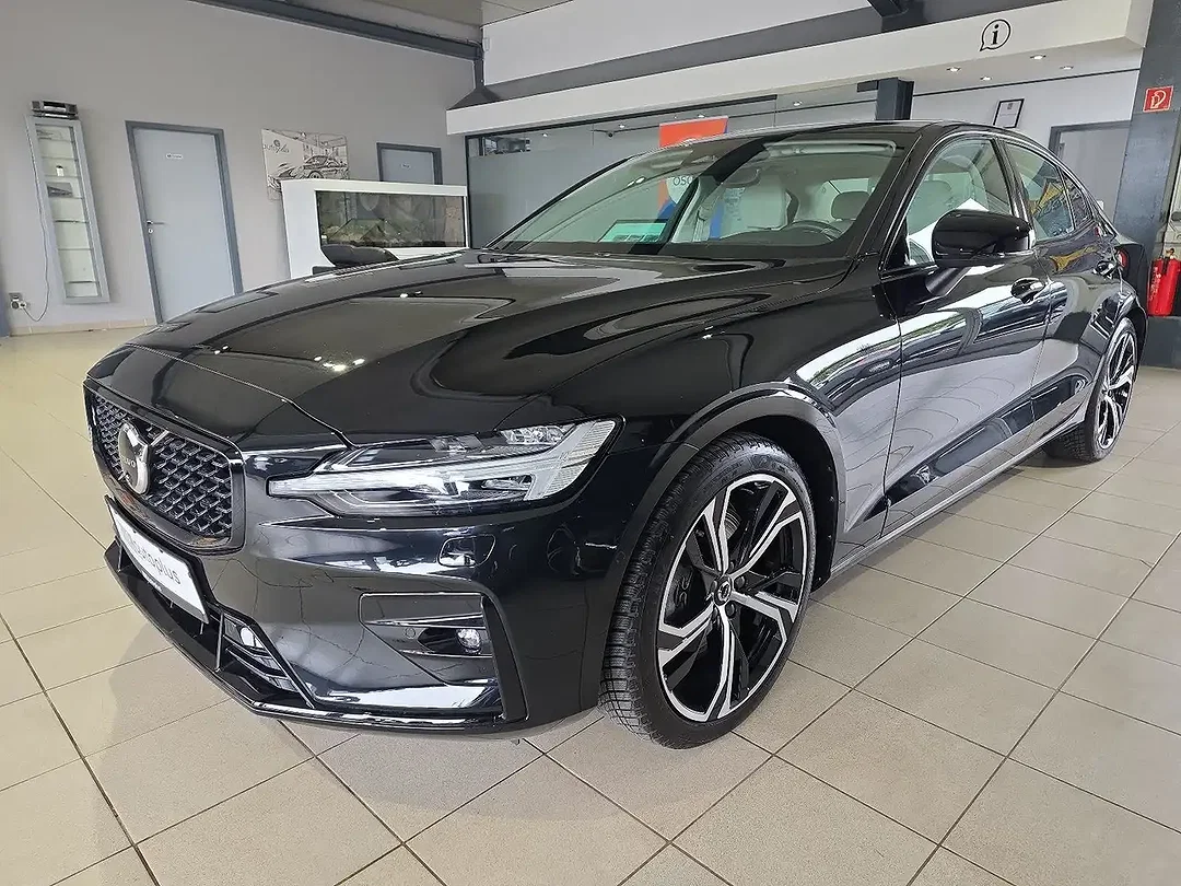 Volvo S60 B5 AWD Ultimate Dark - Afbeelding 1