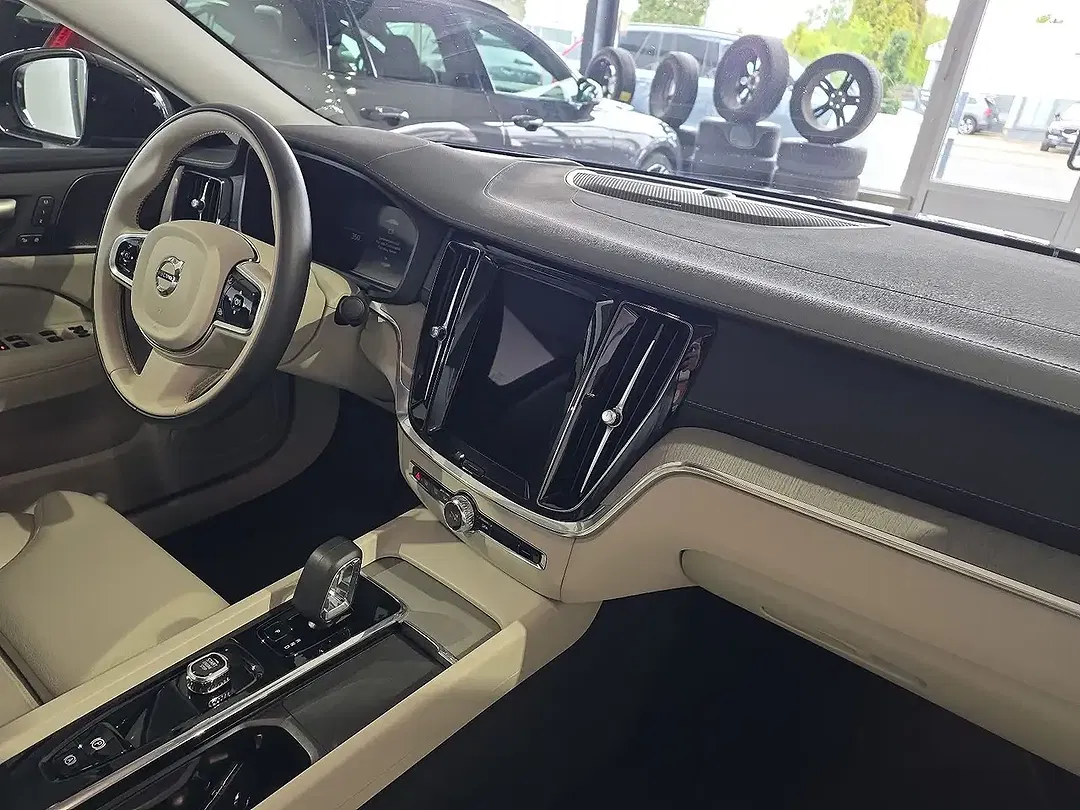 Volvo S60 B5 AWD Ultimate Dark - Thumbnail 12