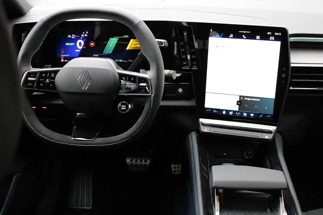 Renault Rafale PHEV 4x4 - Thumbnail 12